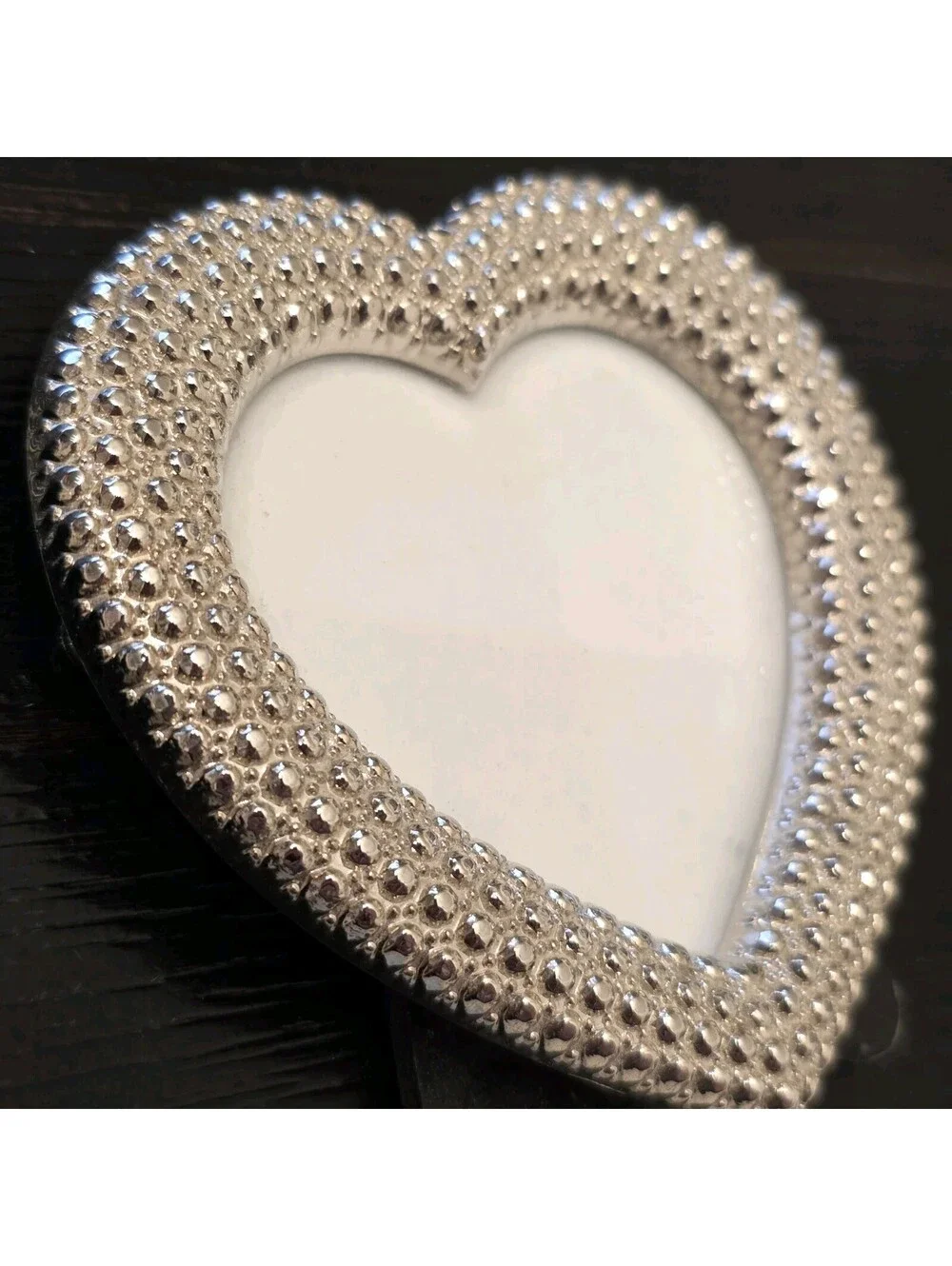 Set Of 2 Silver Tone Beaded Texture Mini Picture Frames Heart And Circle EUC